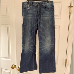 Lucky brand distressed jeans size 32 x 32